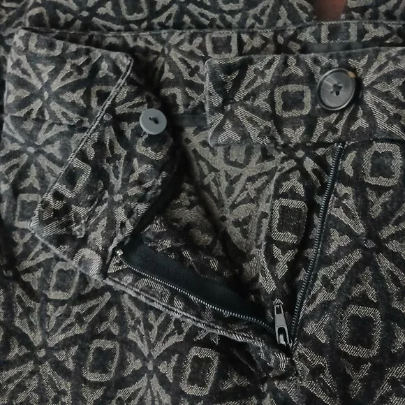 Harolds Vintage Pants 10 Flare Leg Mid Rise Gray Black Mandala Brocade USA Made - Picture 6 of 7